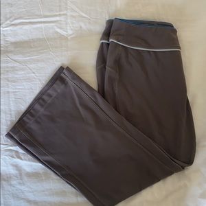 Nike Fit Dry Large cropped flared